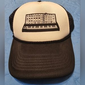 MOOG HAT